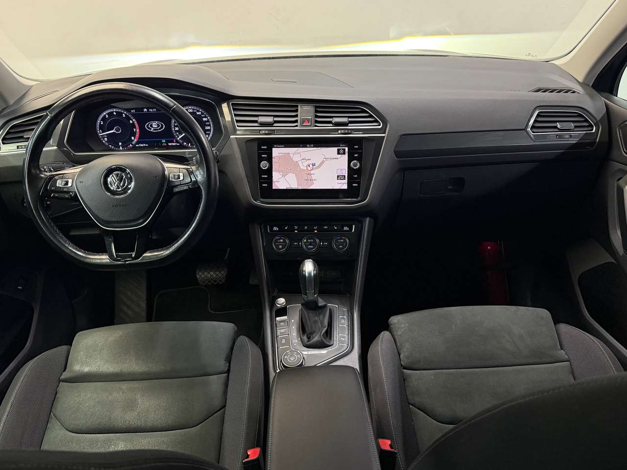 Volkswagen Tiguan 1.4 TSI 4Motion DSG 2017 Automaat R-Line! — foto 11 van 22