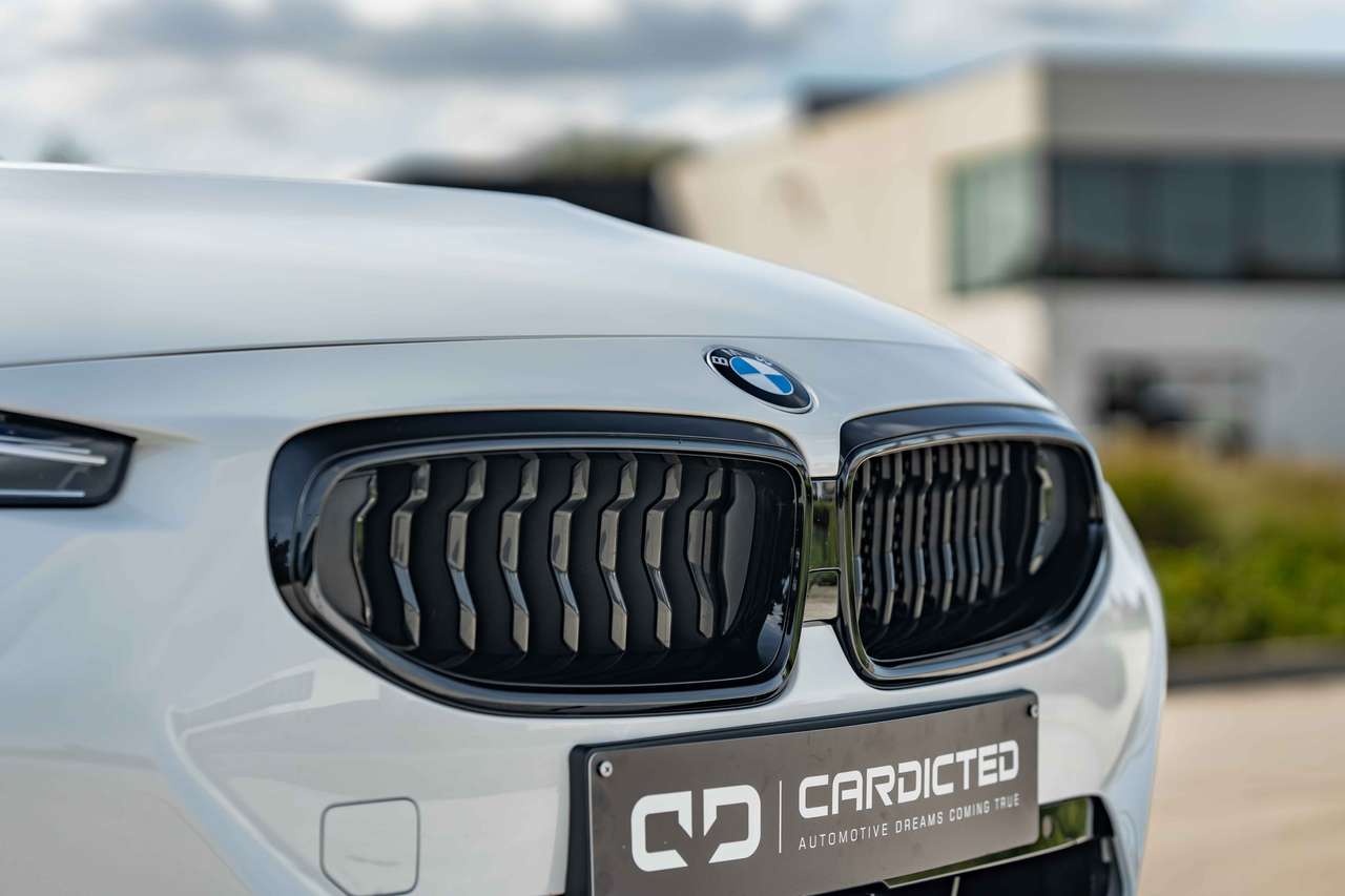 BMW 218 (2023) — foto 2