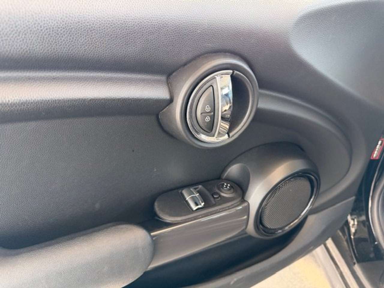 MINI One BENZINE -PERFECTE STAAT — foto 18 van 18