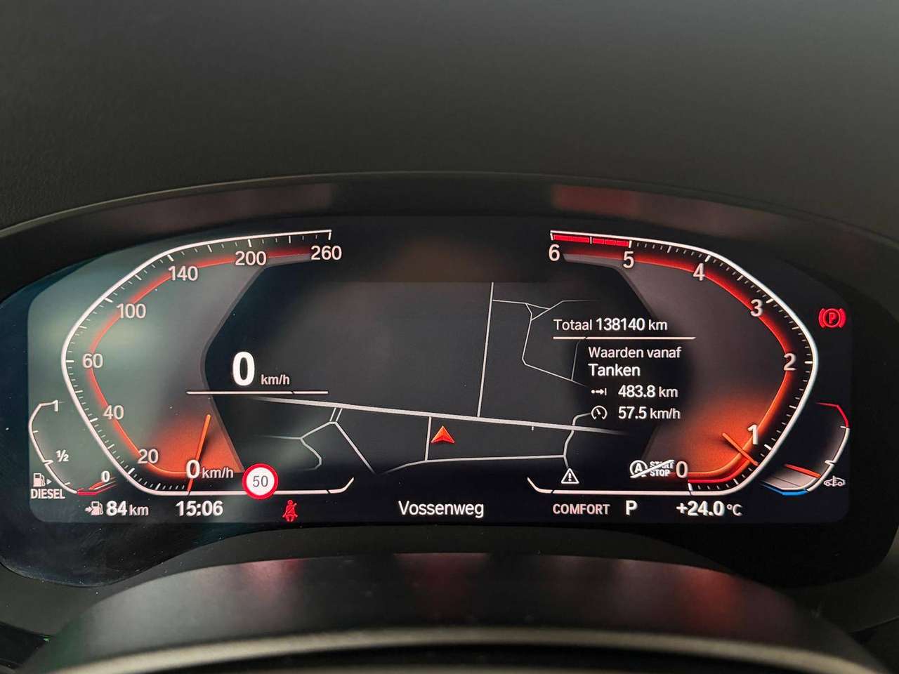 BMW 518 dA Touring NAVI*PDC*LED*CAMERA*CARPLAY*TREKHAAK*LEDER* — foto 11 van 25