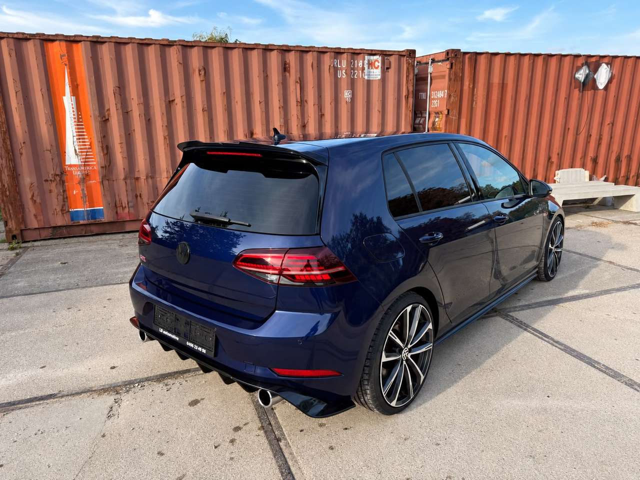 Volkswagen Golf GTI Golf 2.0 TSI OPF DSG — foto 2 van 10