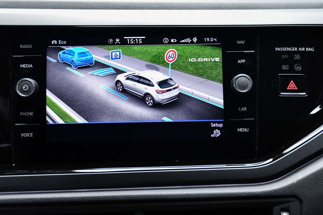 Volkswagen Taigo Taigo 1.0 TSI R-Line OPF DSG R-Line - NAVI SMARTLINK / CAMERA / ACC — foto 12 van 20