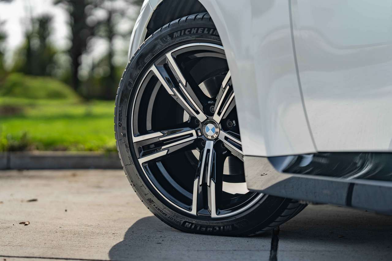 BMW 218 (2023) — foto 12