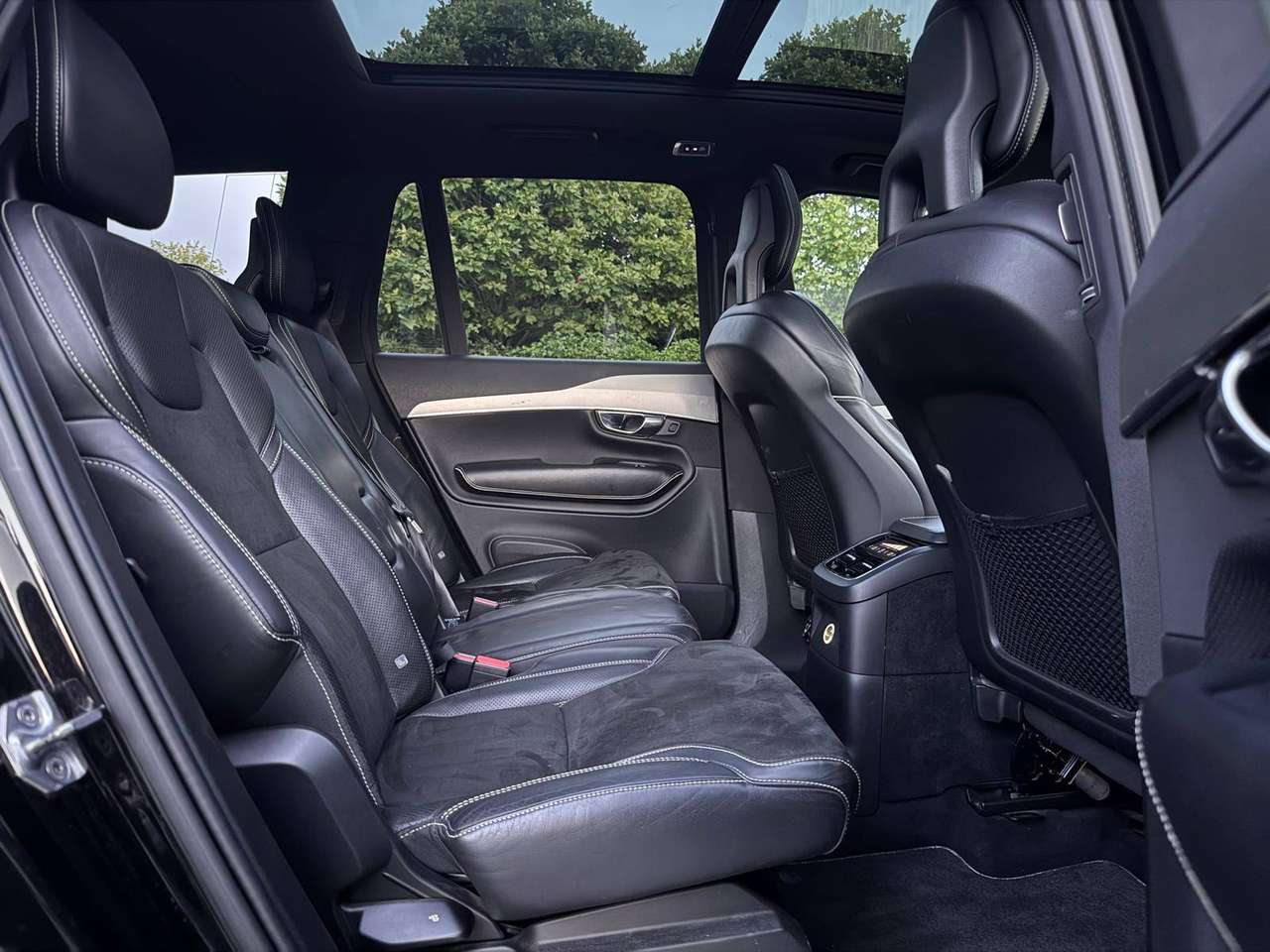 Volvo XC90 XC90 2.0 T8 TE 4WD PHEV R-Design 7pl. — foto 8 van 21