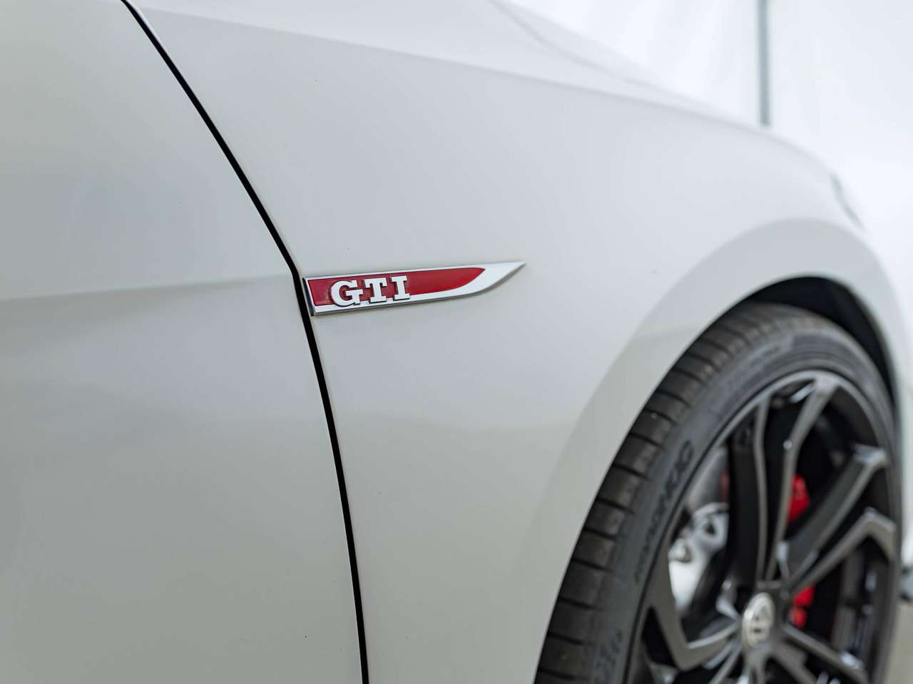 Volkswagen Golf GTI TCR|PANO|ALCANTARA|CAMERA|KEYLESS|ACC|LA|ZETELVERW.|GARANTIE| — foto 8 van 25