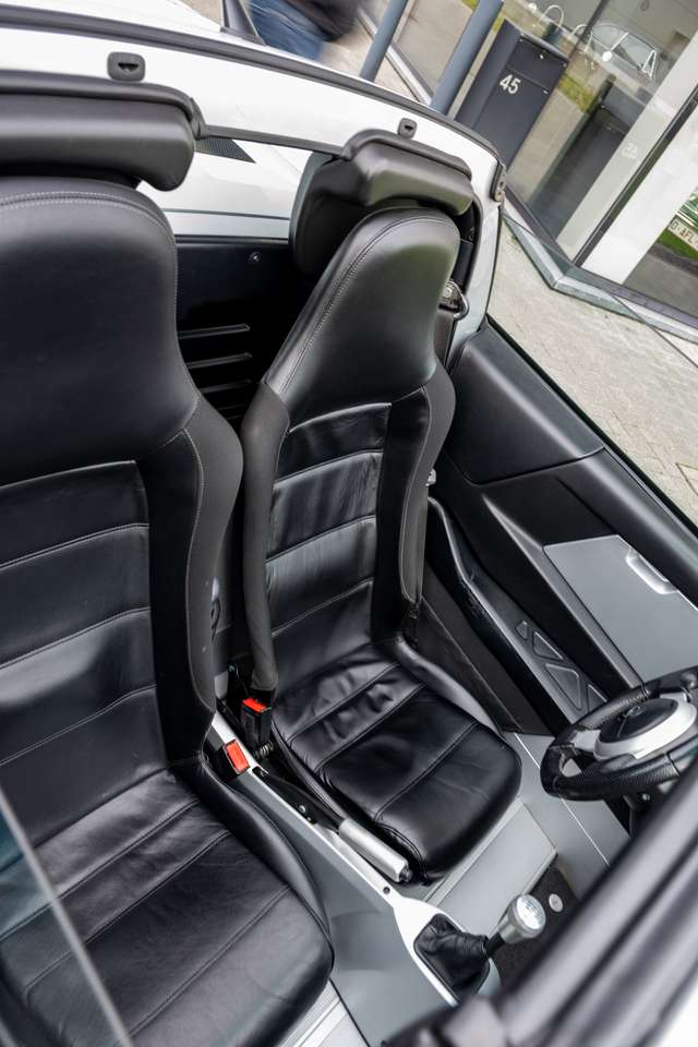 Opel Speedster — foto 9 van 24