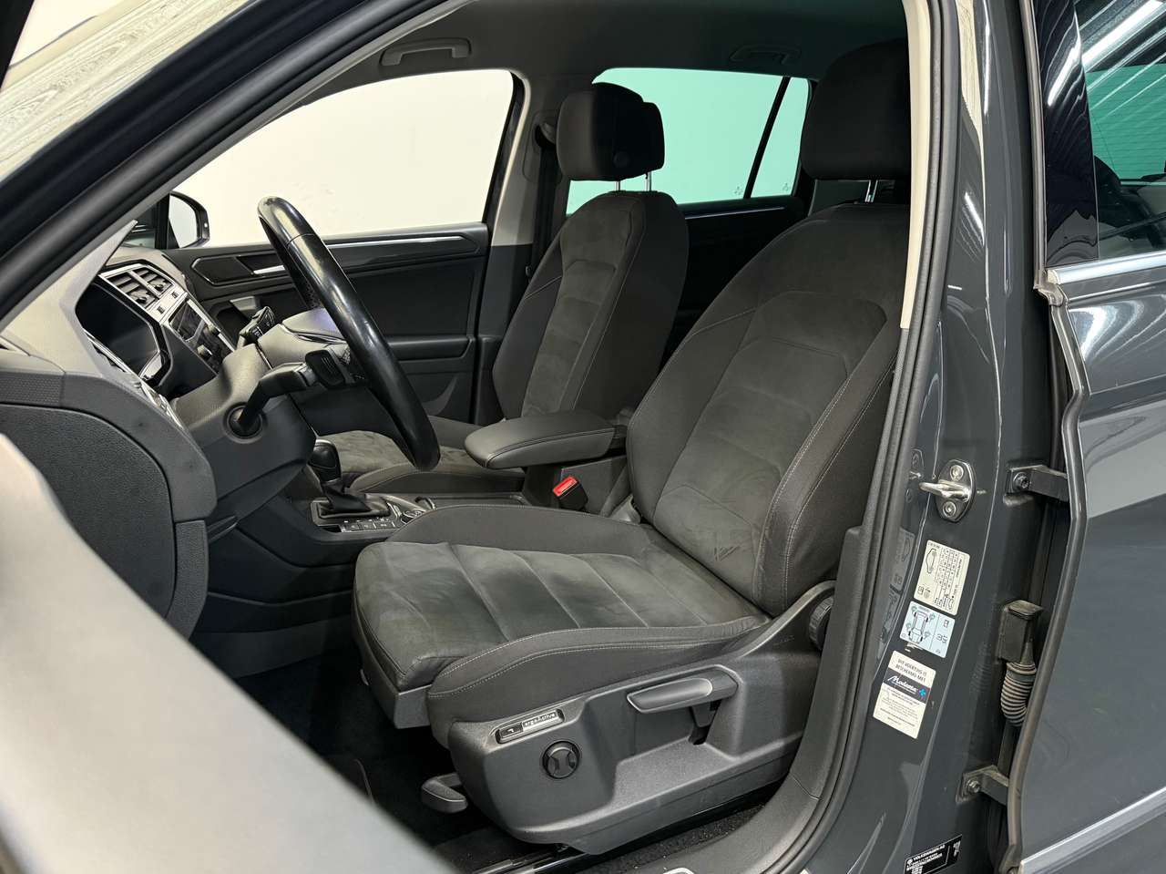 Volkswagen Tiguan 1.4 TSI 4Motion DSG 2017 Automaat R-Line! — foto 10 van 22