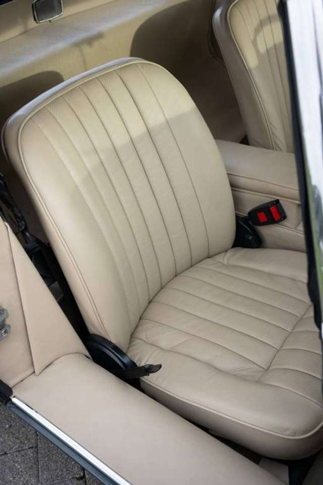 Jaguar E-Type 4.2 Cabrio — foto 23 van 25