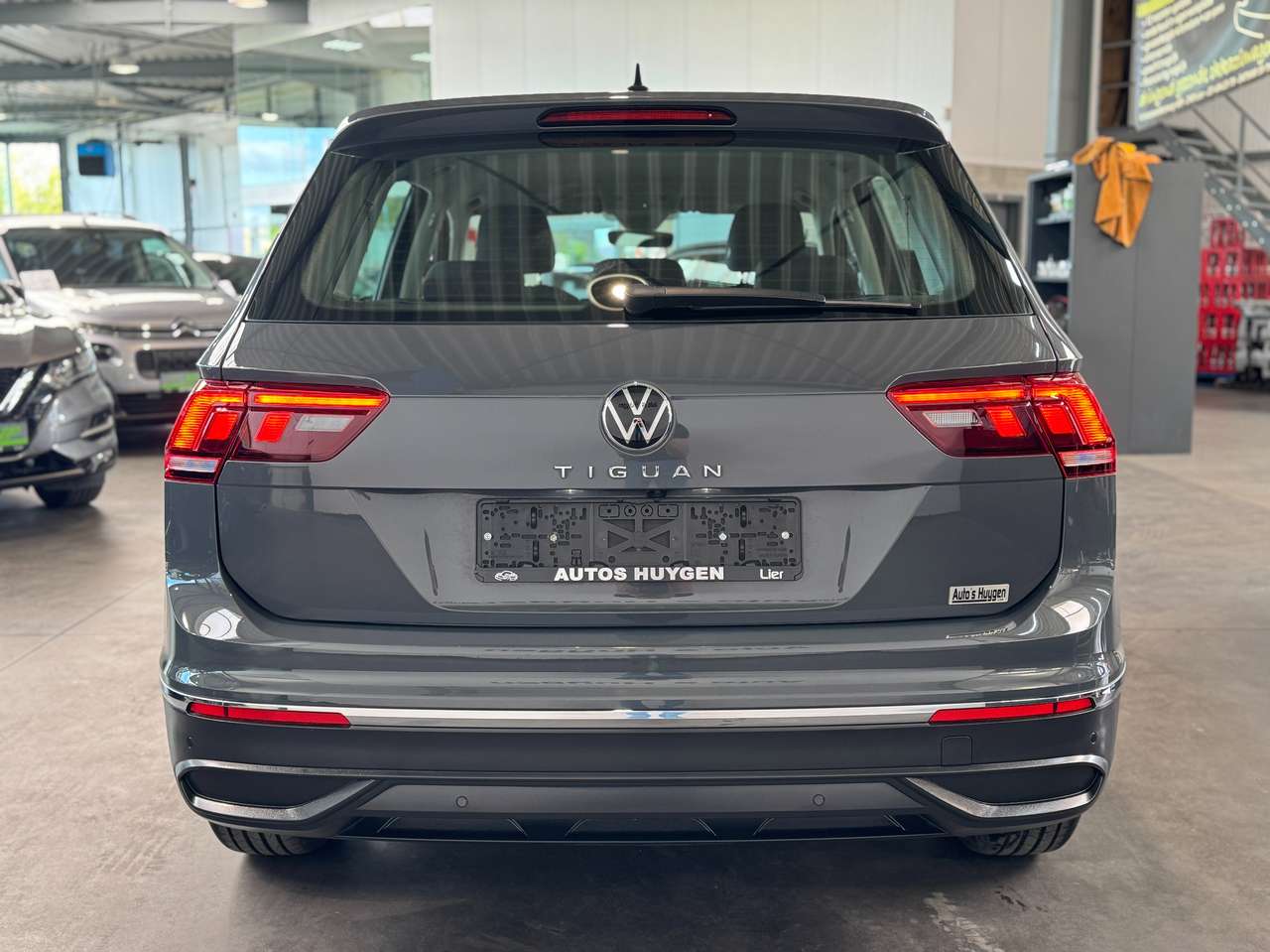 Volkswagen Tiguan 1.5 TSI Life Navigatie / Camera / DAB — foto 3 van 17