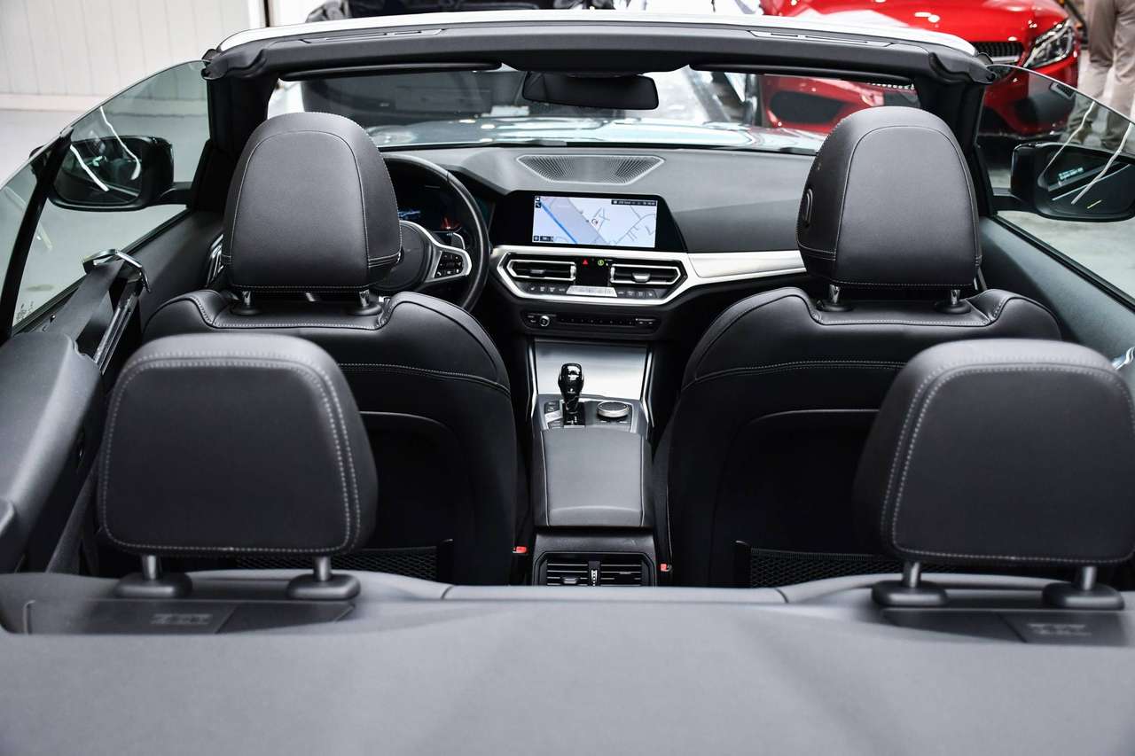 BMW 430 Cabriolet 430iA Automaat - TREKHAAK / NAVIGATIE / CAMERA / SMARTLINK / PDC — foto 8 van 22