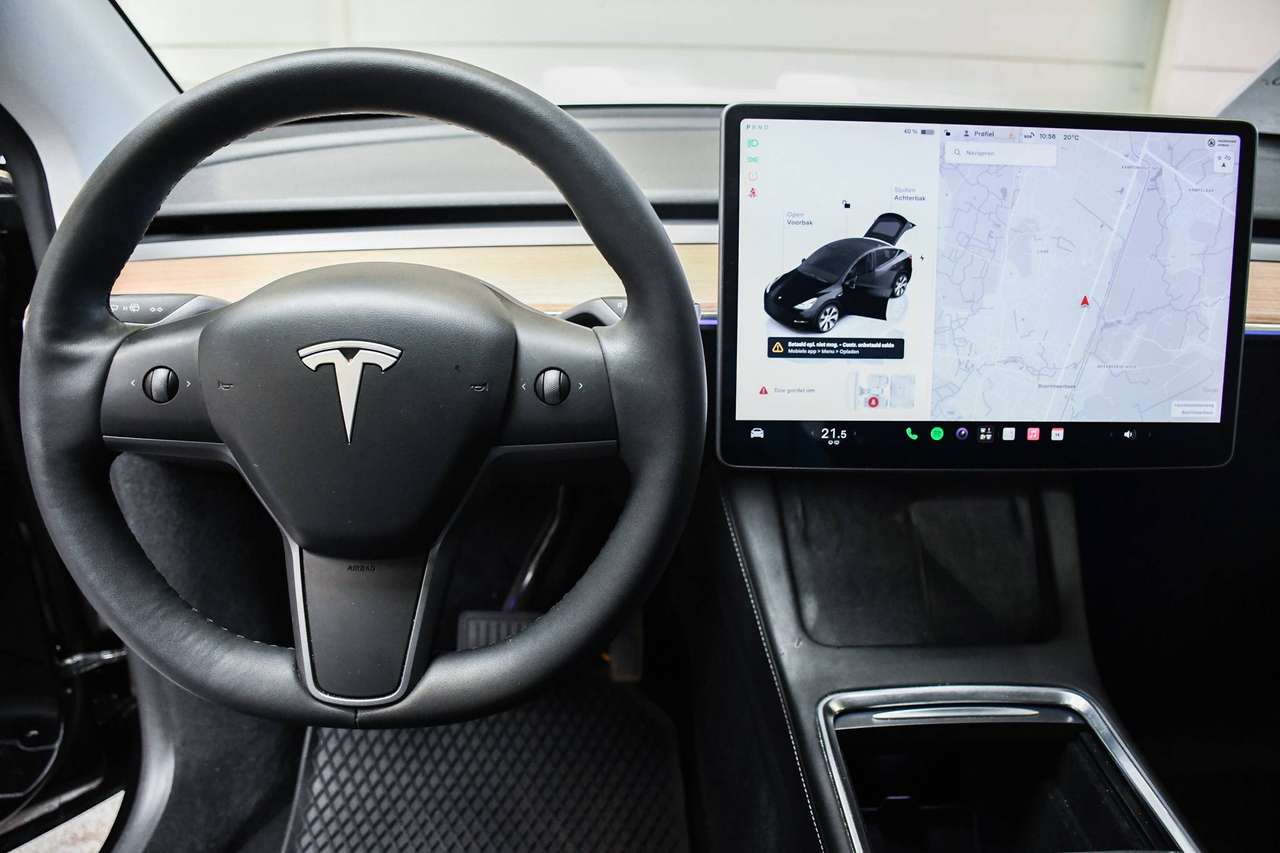 Tesla Model Y Model Y Standard Range - NAVIGATIE / PANORAMISCH DAK / CAMERA / ACC / BLIS / PDC — foto 15 van 17