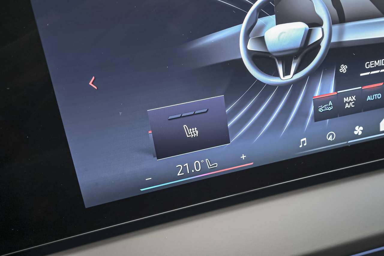 BMW X3 M50 xDrive – M Sport Pro – Panorama – Driving Assistant Plus – Harman/Kardon — foto 19 van 25