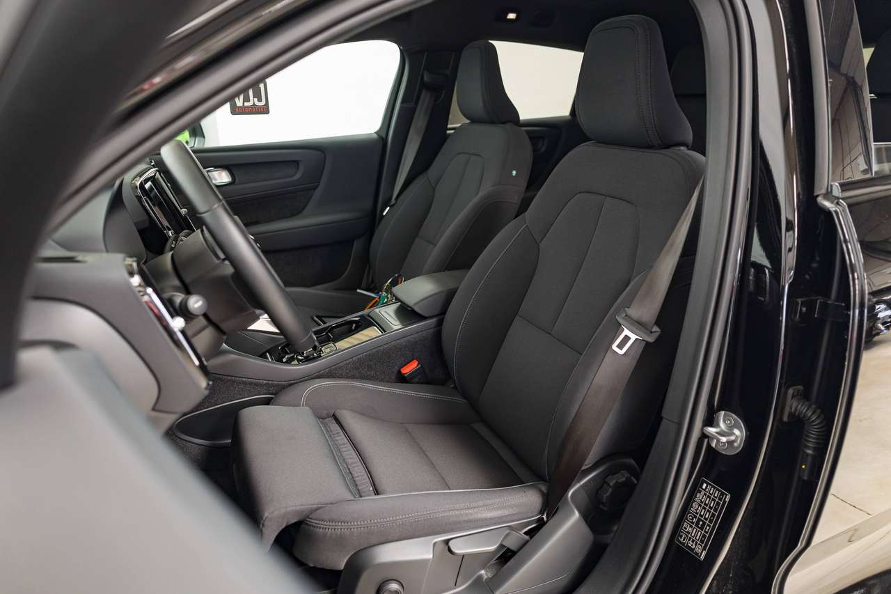 Volvo C40 C40 69 kWh RECHARGE CORE|GARANTIE|ZETELVERW.|HIGH PERF. AUDIO|BLUETOOTH|ACC|LA|CAMERA| — foto 21 van 25