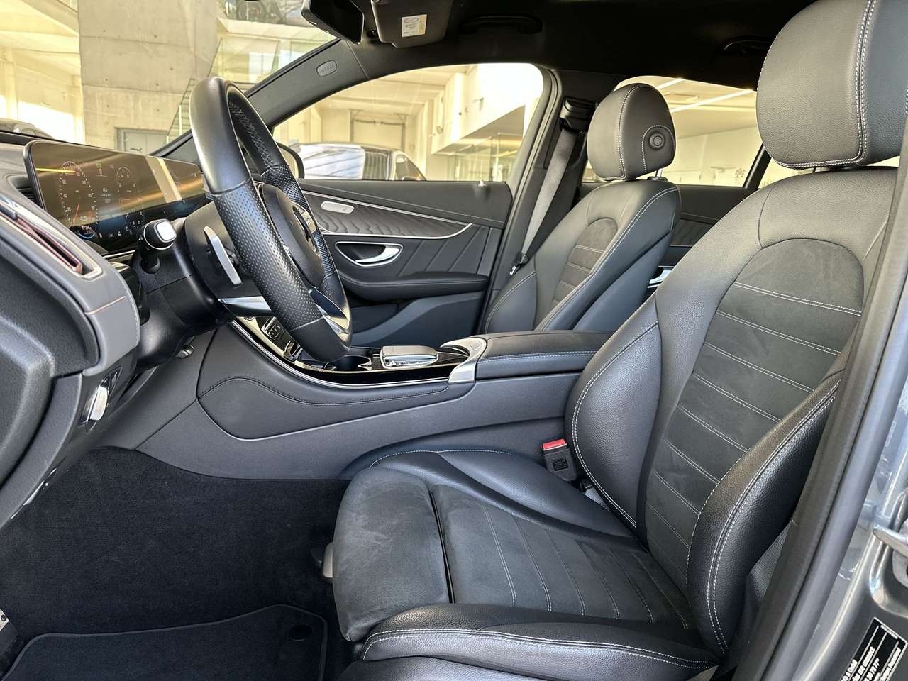 Mercedes-Benz EQC 400 4M AMG/19"/PARKASS ACHTERUITRIJCAM/MULTIBEAM/NAVI — foto 15 van 17