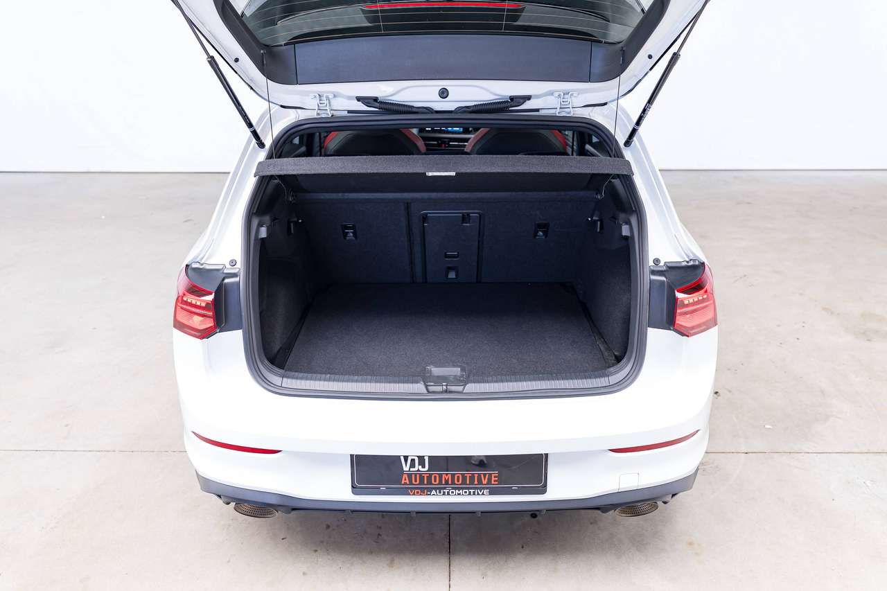 Volkswagen Golf GTI CLUBSPORT|AKRAPOVIC|PANO|HEAD-UP|HARMAN-KARDON|IQLIGHTS|ALCANTARA|HEATEDSEATS|KEYLESS|ACC|LA|GARANTIE| — foto 14 van 25