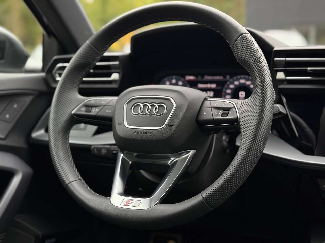 Audi A3 1.5 35 TFSI S-LINE INT/EXT SONOS PANODAK CARPLAY — foto 9 van 18