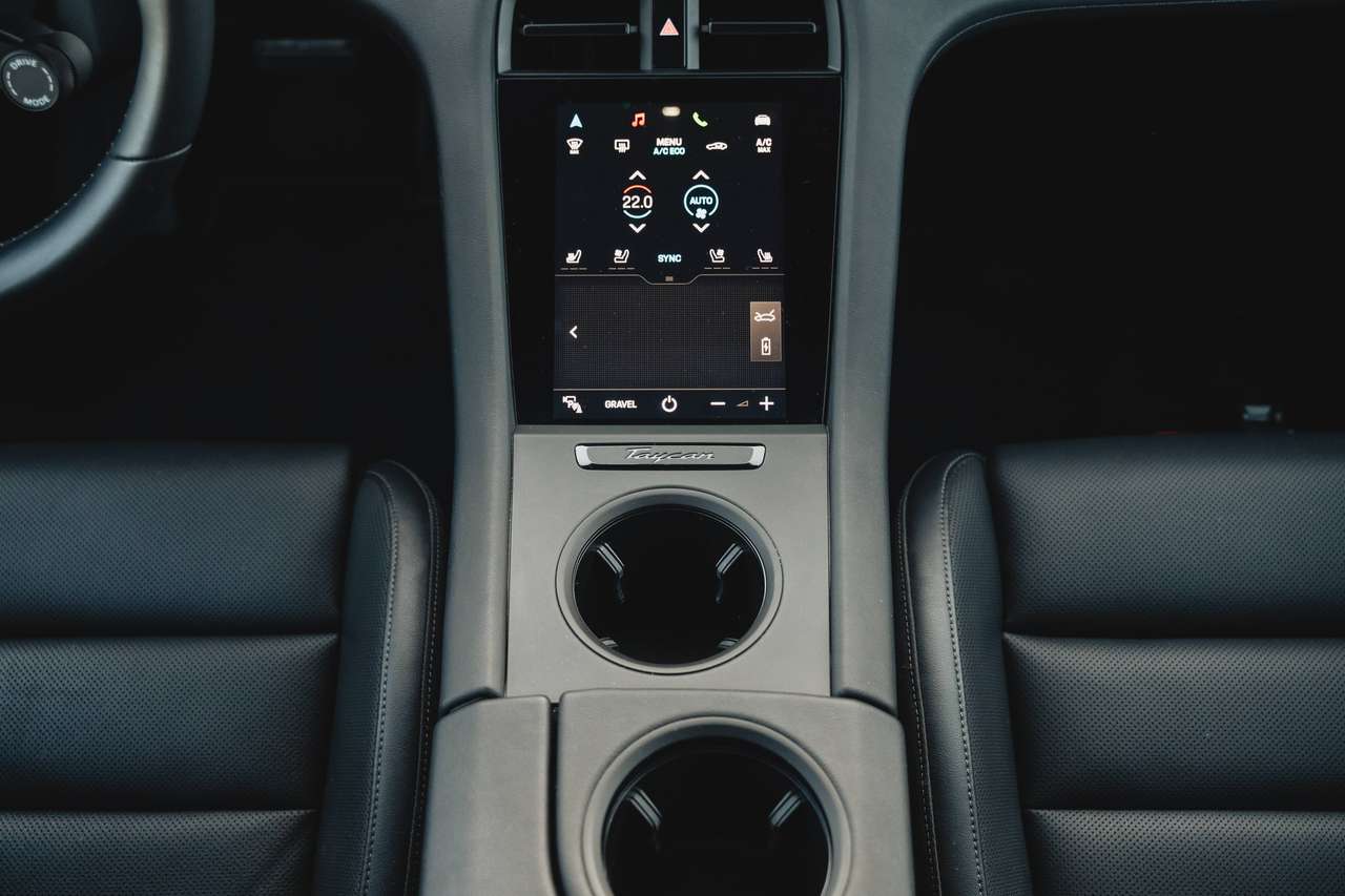 Porsche Taycan 4S Cross Turismo 93.4kWh Performance Battery Plus - 1st. Hand - Porsche History — foto 20 van 25