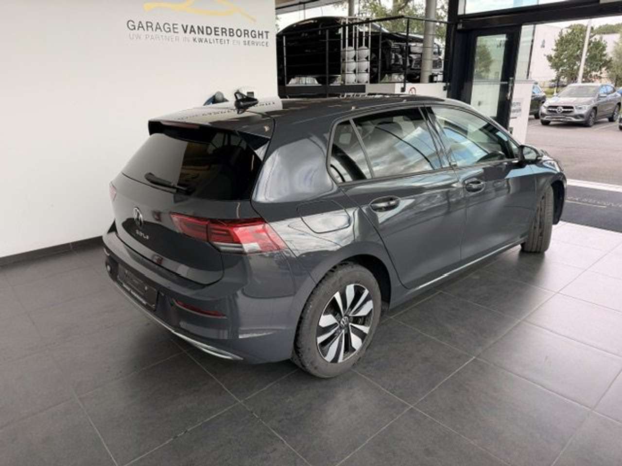 Volkswagen Golf MOVE 1.0 TSI  30000KM!!! — foto 5 van 23