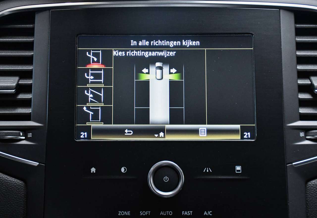 Renault Megane Megane 1.33 TCe GT-Line - NAVIGATIE / TREKHAAK / OPEN DAK / CAMERA / CAMERA / SMARTLINK / PDC / CC — foto 12 van 20