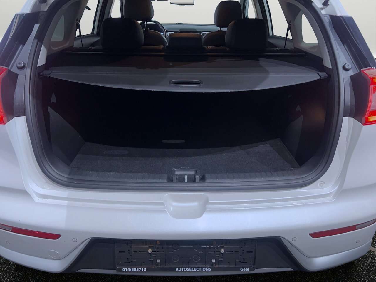 Kia Niro Automaat/Navi/Cruise controle — foto 18 van 21