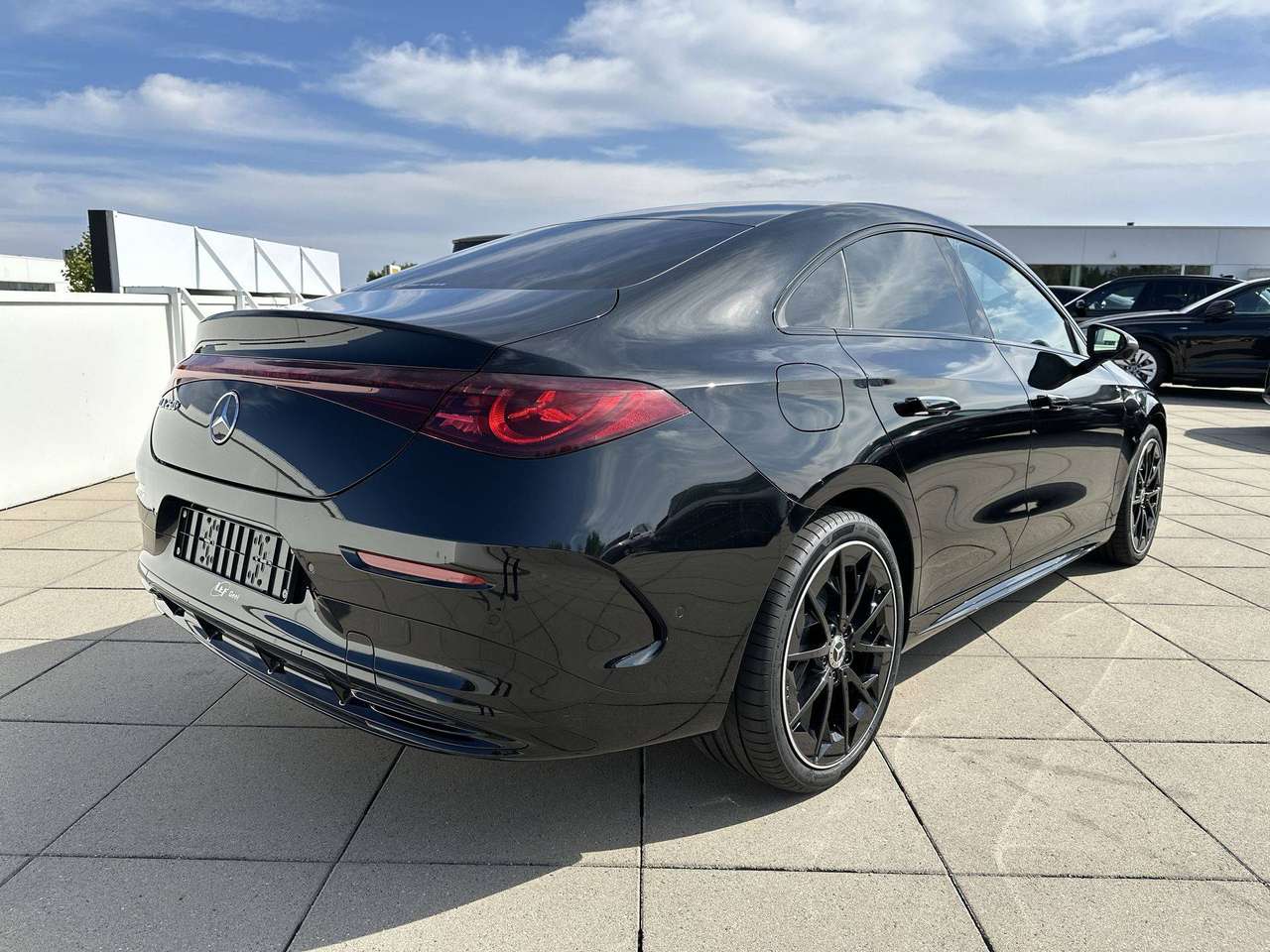 Mercedes-Benz CLA 250 + ELECTRIC AMG Line Head-up 19" Premium Plus pakket — foto 7 van 19