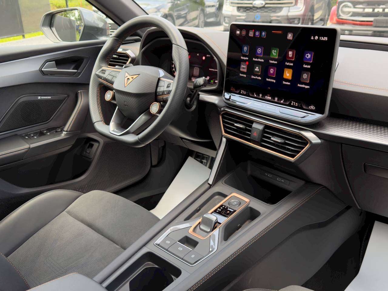 CUPRA Leon VZ ST PANO SENNHEISER CARPLAY SFEERVERLICHTING FULL OPTION — foto 5 van 20