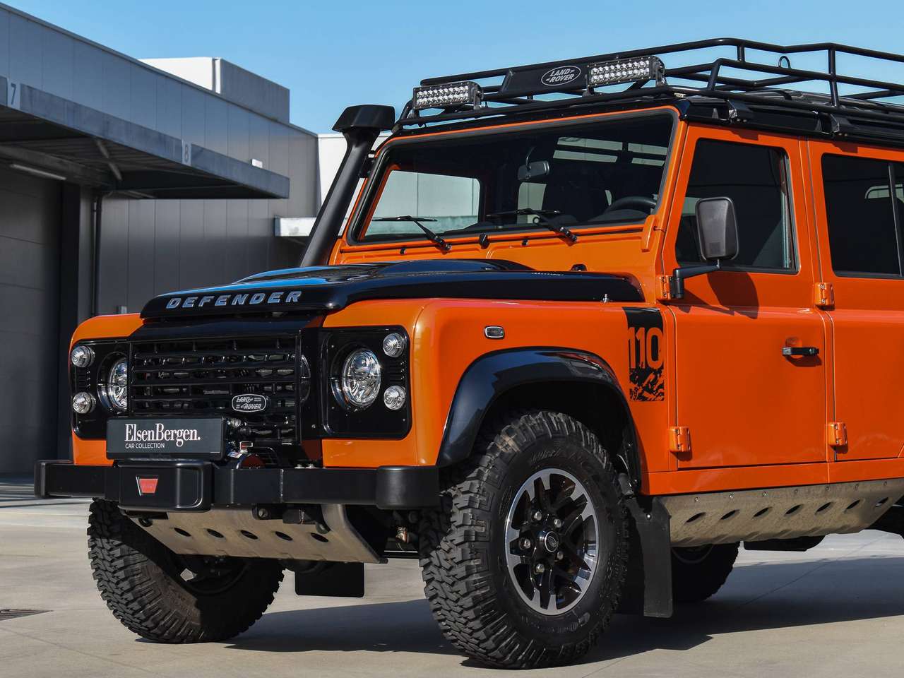 Land Rover Defender 110 2.2 TD4 / "Adventure Edition" / Firesand Orange / First Owner — foto 8 van 25