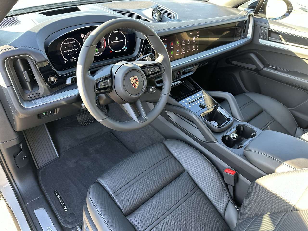 Porsche Cayenne coupé/E-Hybr NIEUW MODEL/36gr Co2/CATALOGUSPRIJS: 160.950 EURO - 10%/LUCHTV/LED — foto 12 van 16