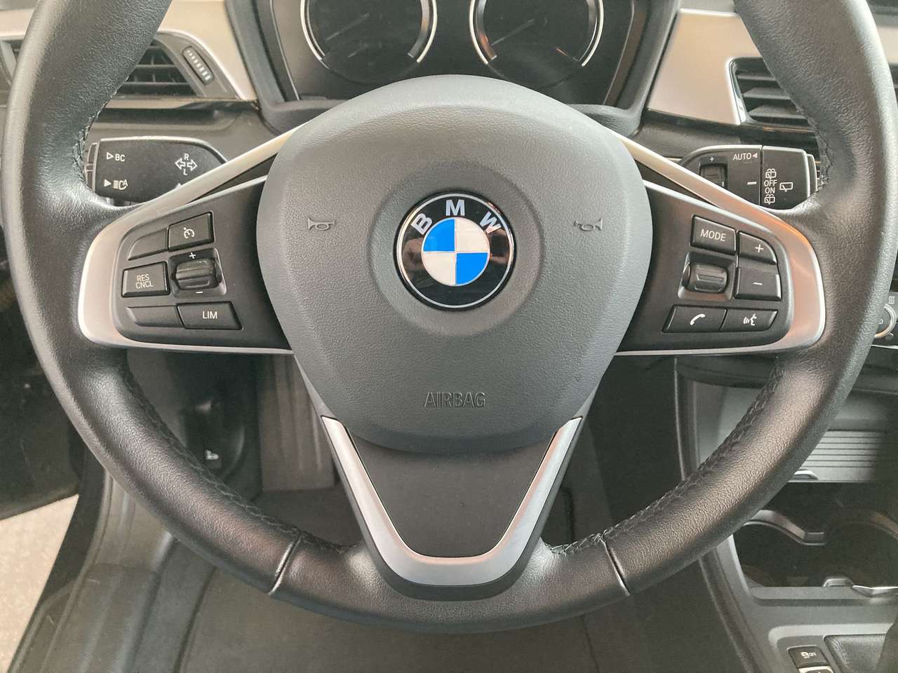 BMW X1 X DRIVE PHEV  AWD AUTOMAAT — foto 14 van 17