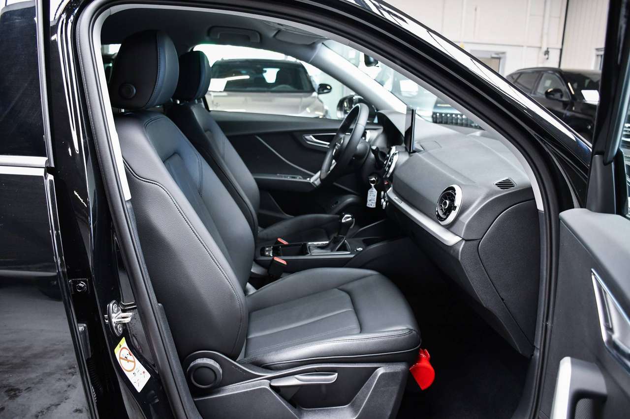 Audi Q2 Q2 35 TFSI S-Line Automaat - LEDER / NAVIGATIE / SMARTLINK / CAMERA / PDC — foto 6 van 20