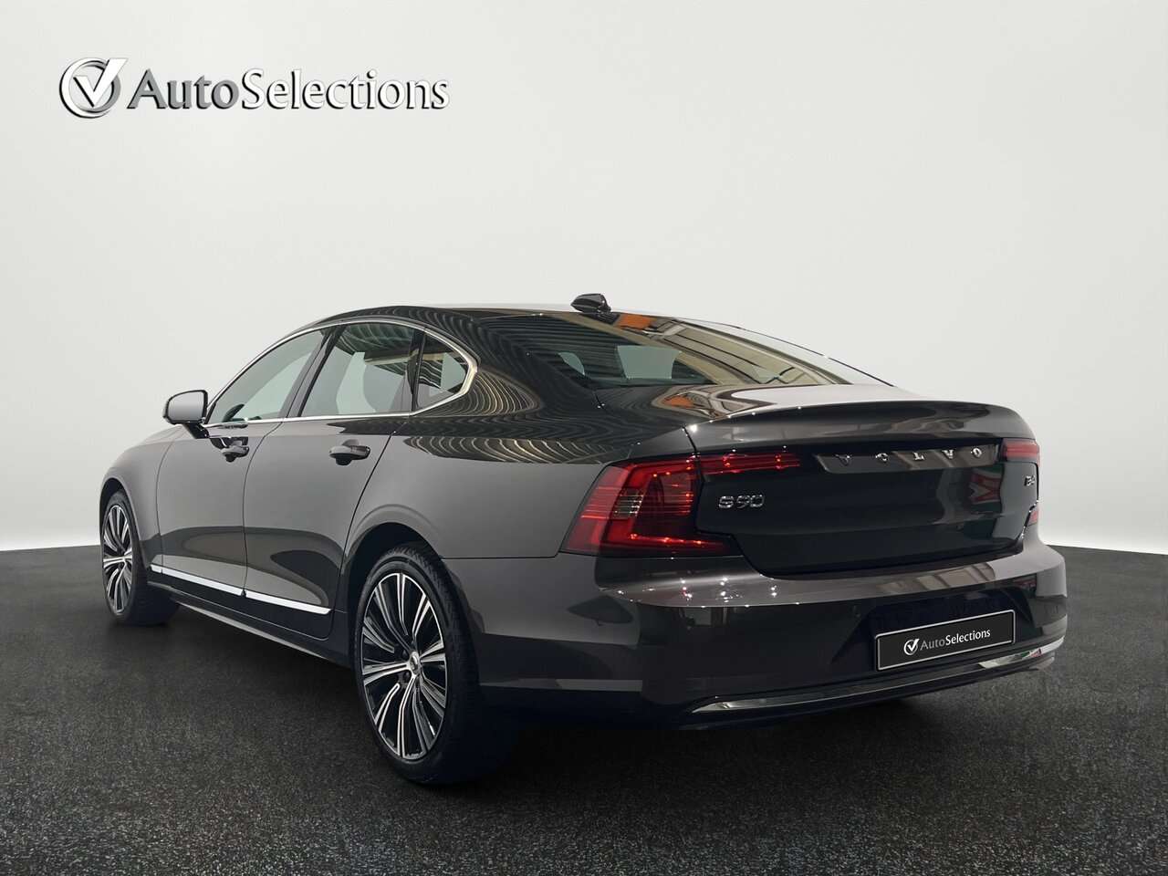 Volvo S90 B4 PLUS BRIGHT/360°/LUCHTVERING/HARMAN KARD — foto 3 van 21