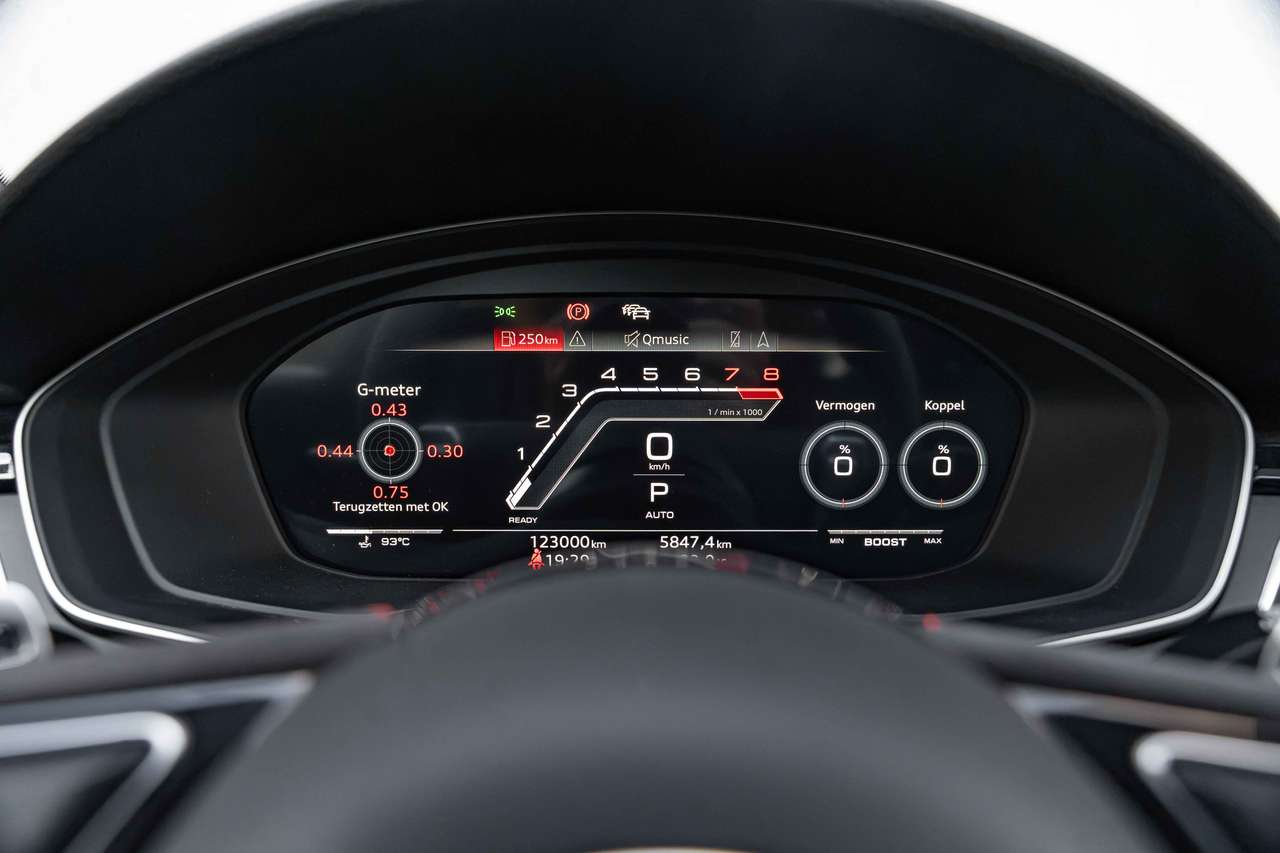 Audi RS4 Avant Quattro PANO/MATRIX/B&O/ACC/360°/AMBIENTE/HUD/ — foto 12 van 25