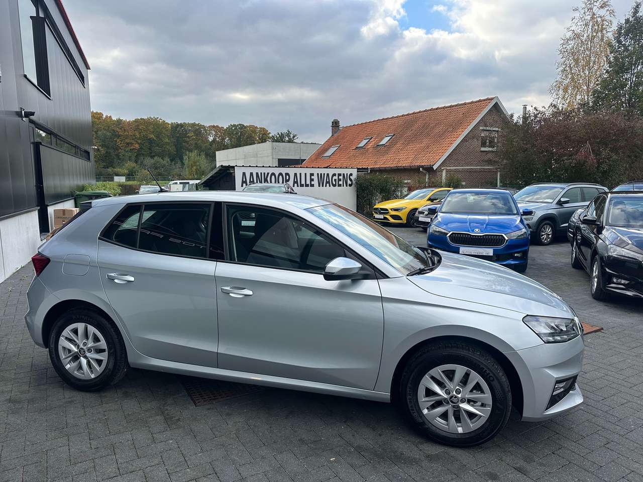 Skoda Fabia 1.0i  115pk DSG Automaat  Verw zetels NIEUW !!!! — foto 3 van 17