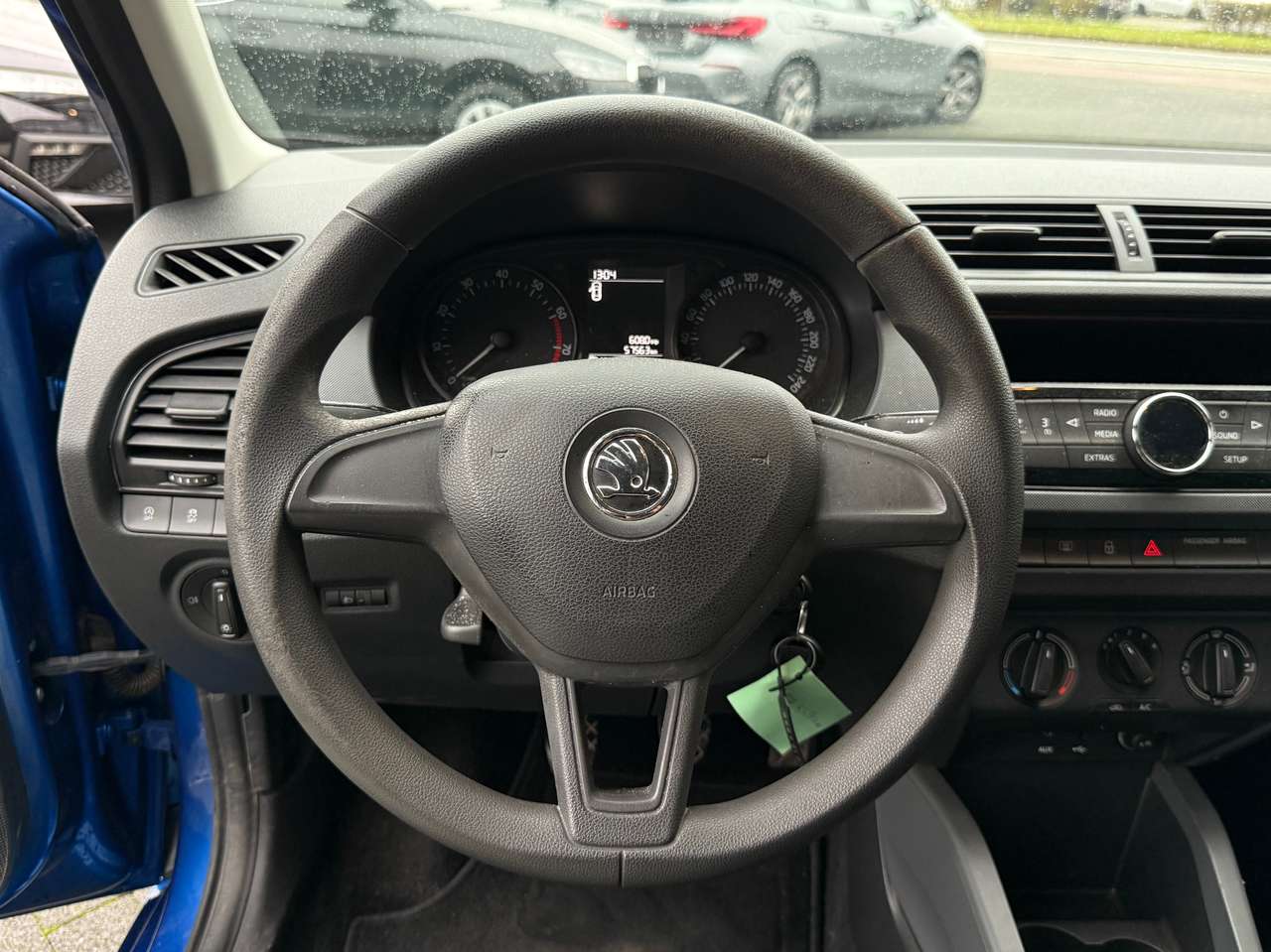 Skoda Fabia 1.0 ni Benzine — foto 7 van 14