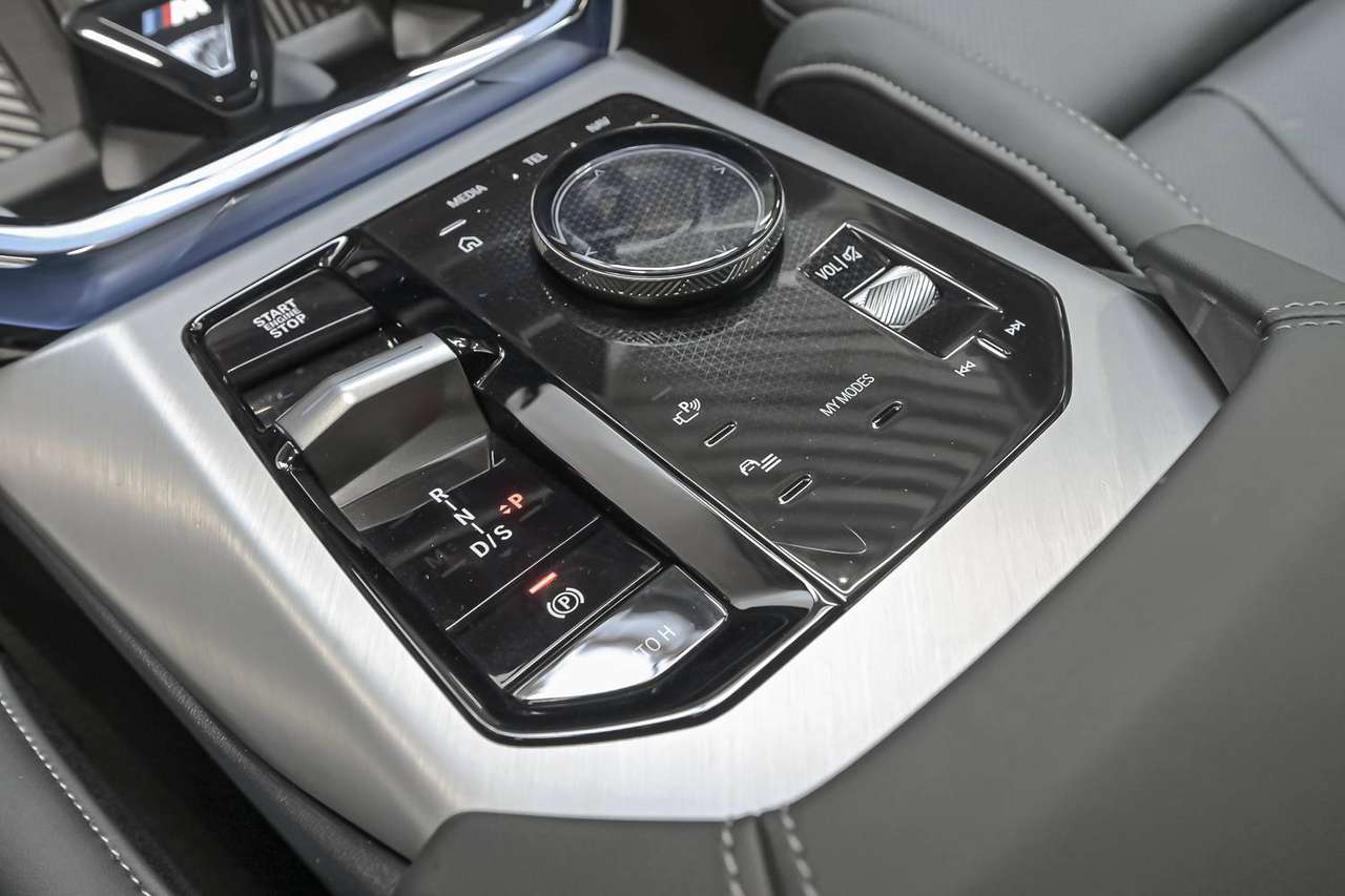 BMW X3 M50 xDrive – M Sport Pro – Panorama – Driving Assistant Plus – Harman/Kardon — foto 17 van 25