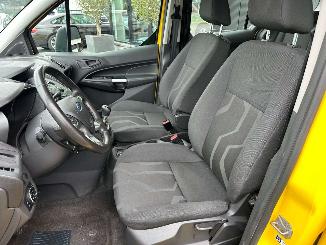 Ford Tourneo Connect 1.0 EcoBoost. Airco 5 Places 150000 km — foto 8 van 11