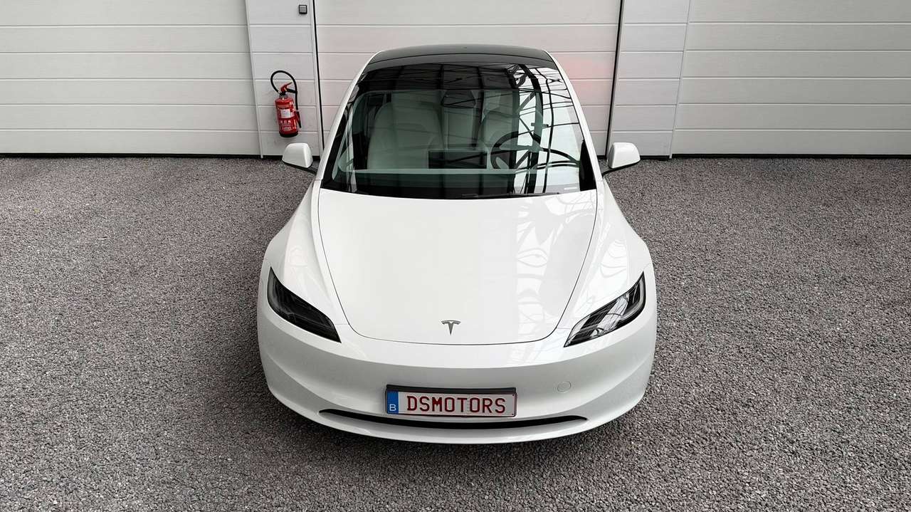 Tesla Model 3 RWD | Premium versie | LFP Batterij | 9.200km | ALS NIEUW! — foto 11 van 25
