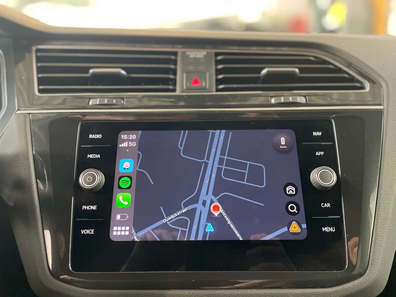 Volkswagen Tiguan 1.4 Plug-in Hybrid 'R-Line' — foto 16 van 21