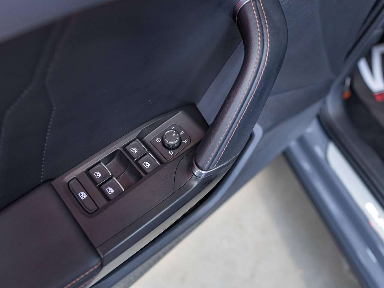 CUPRA Formentor GARANTIE|VZ|4MOTION|BEATS SOUND SYSTEMPANO|KEYLESS|SFEERVERL.|ZETELVERW.|ACC|LA| — foto 23 van 25