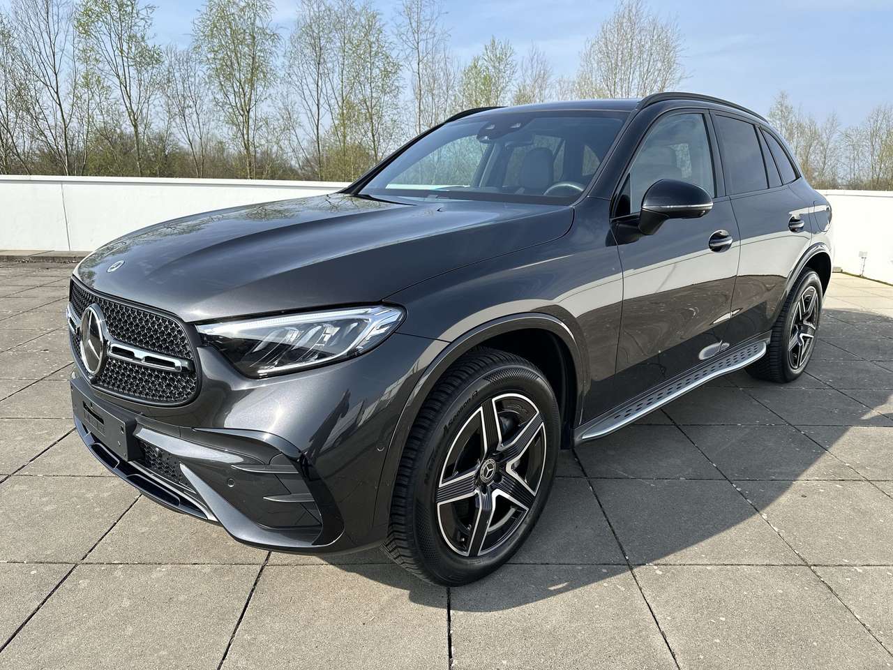 Mercedes-Benz GLC 300 E PHEV AMG Line (230 kW) Pano Dak Distronic Night — foto 2 van 19