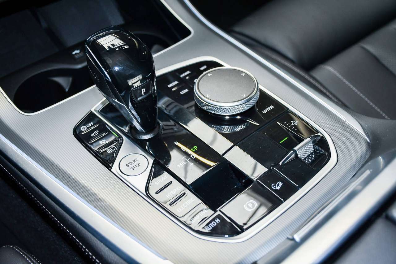 BMW X5 X5 xDrive45e PHEV - NAVIGATIE / SMARTLINK / LEDER / 360 CAMERA / ACC / BLIS — foto 15 van 21
