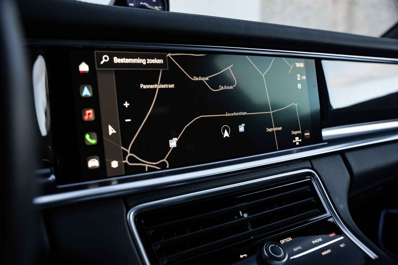 Porsche Panamera 4 E-Hybrid Sport Turismo PDLS/PANO/LUCHTV./BOSE/SOFTCLOSE/360° — foto 25 van 25