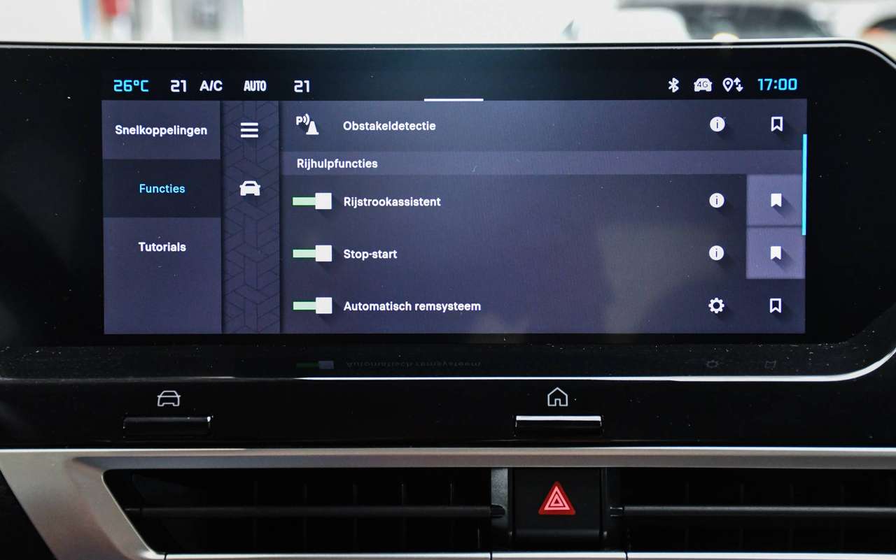 Citroen C4 X C4 X 1.2 MHEV Plus ë-DCS6 Plus - NAVIGATIE / CAMERA / SMARTLINK / PDC / CC — foto 12 van 20