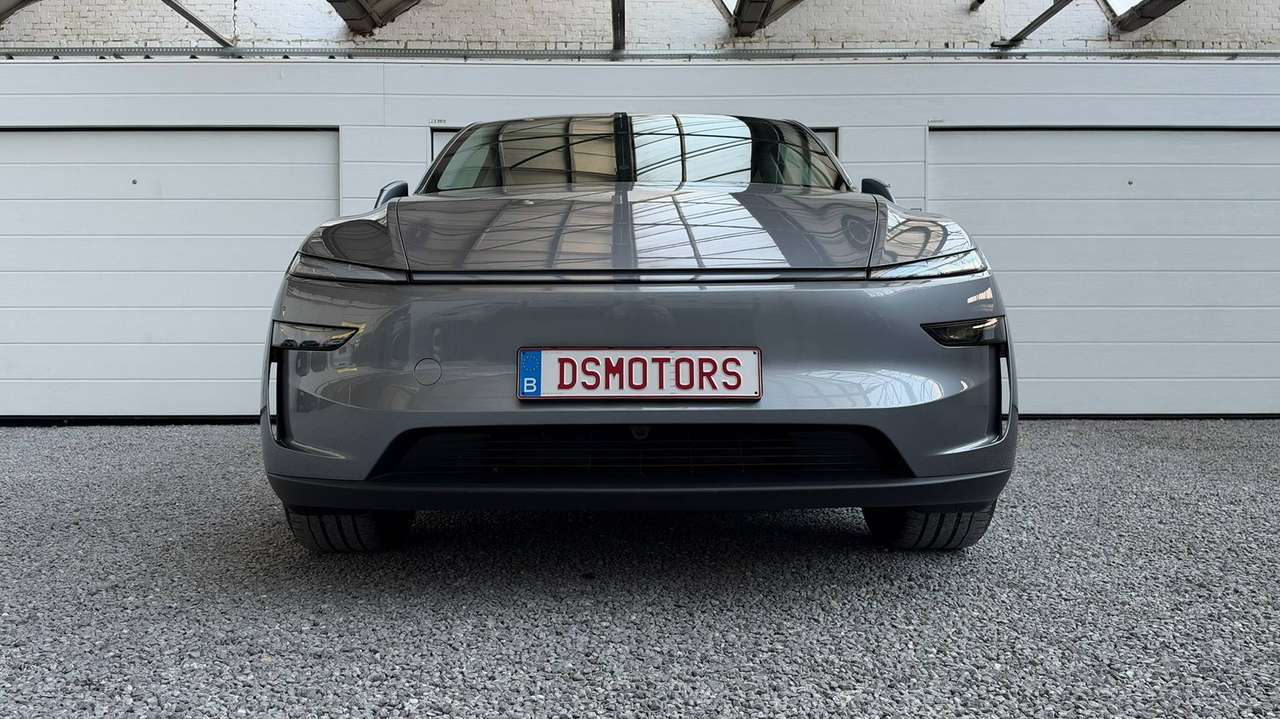 Tesla Model Y RWD LONG RANGE | Premium | HW4 | All weather matten rondom — foto 7 van 25