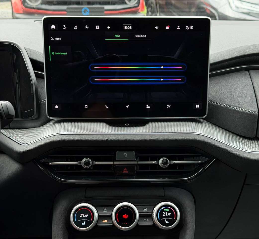 Skoda Kodiaq MHEV SPORTLINE PANO CANTON CAMERA CARPLAY SFEERVERLICHTING MEMORY SEATS — foto 16 van 19