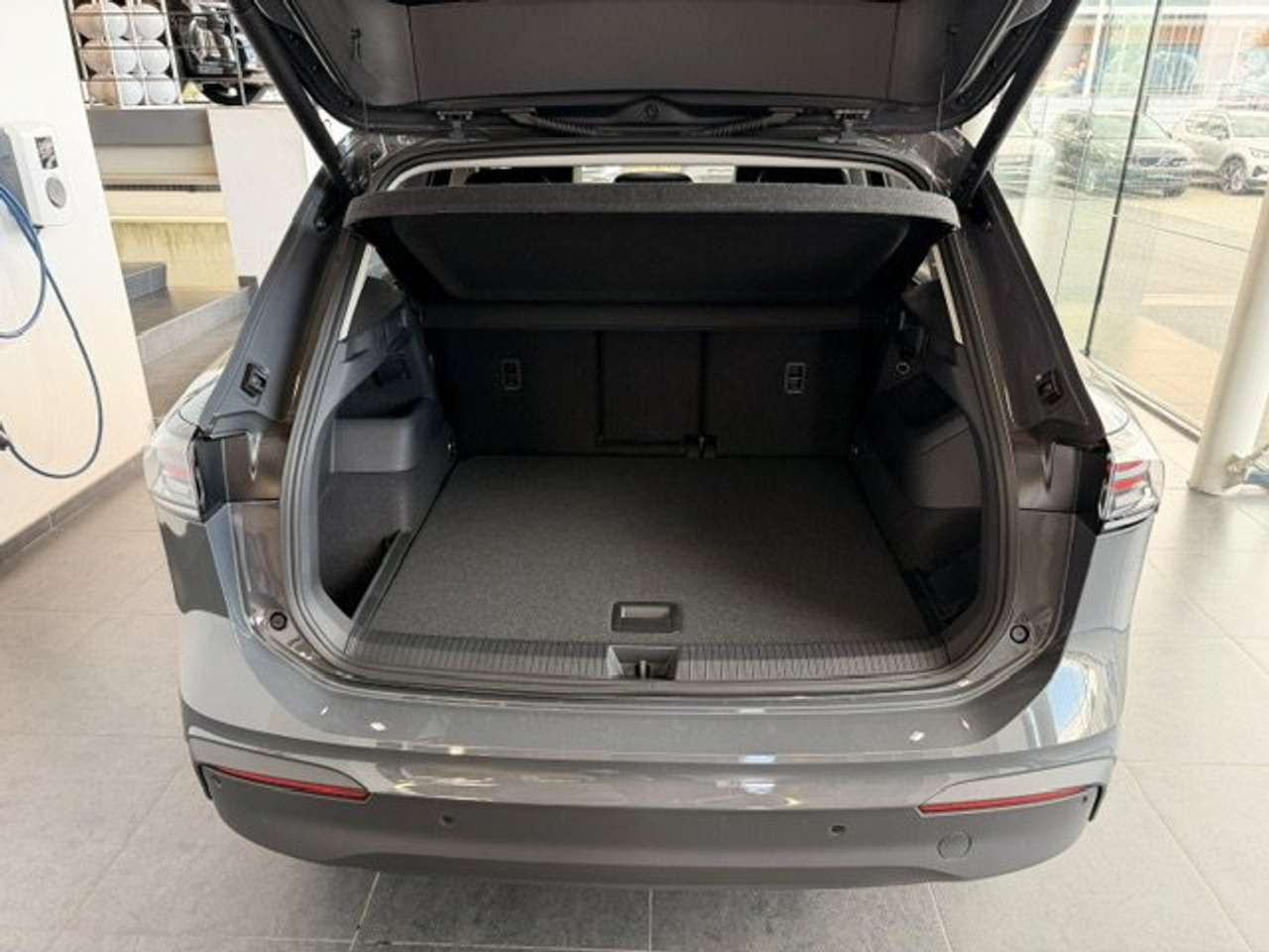 Volkswagen Tiguan LIFE EDITION HYBRIDE AUTOMAAT NIEUW 0 KM!!! — foto 8 van 25