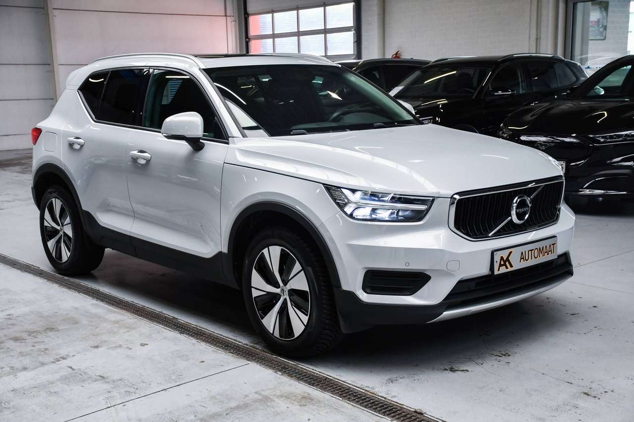 Volvo XC40 XC40 1.5 T3 Momentum Pro Geartronic - NAVIGATIE / TREKHAAK / OPEN PANO_DAK / CAMERA / SMARTLINK — foto 2 van 18