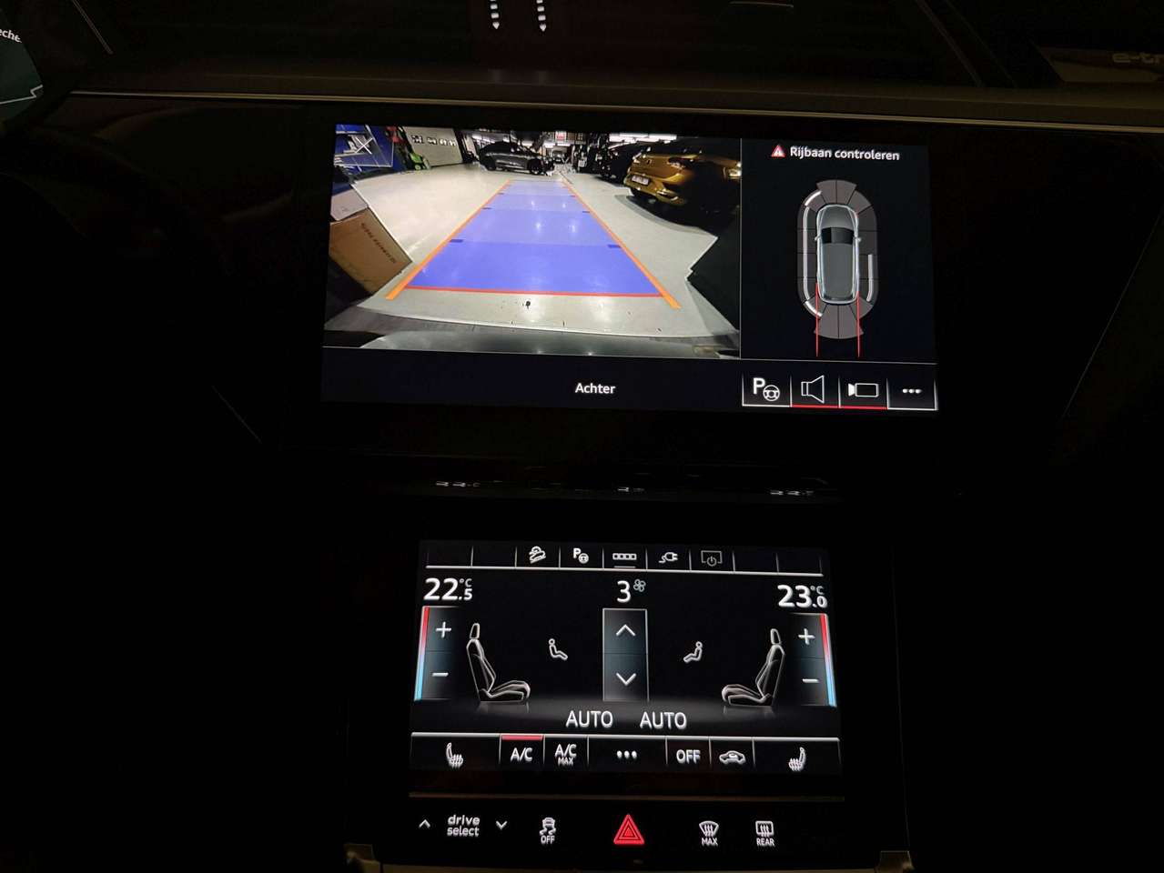 Audi Q8 e-tron SOLD BIJ GARAGE VRIENS YVES BV!!!! — foto 7 van 23