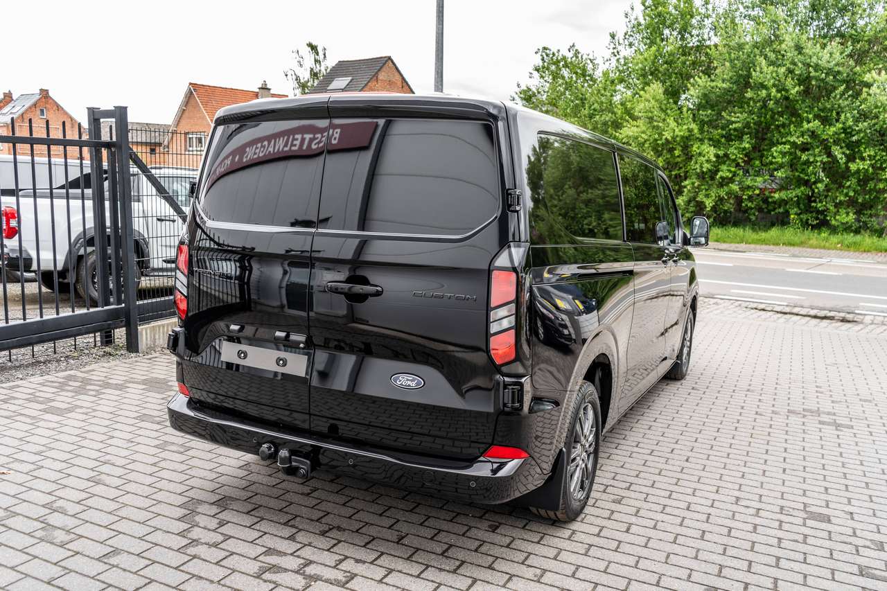Ford Transit Custom 2.0TDCi Limited L2 5pl. - Trekhaak / 360° camera - 5j Warranty - 42.000ex — foto 6 van 20