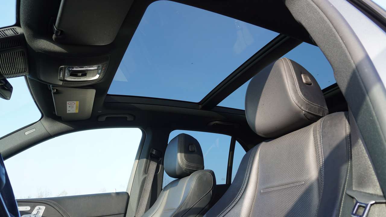 Mercedes-Benz GLE 300 d 4M AMG/NAPPA/TREKH/MEMO/PANODAK/360 CAM/NIGHTPAK — foto 9 van 17